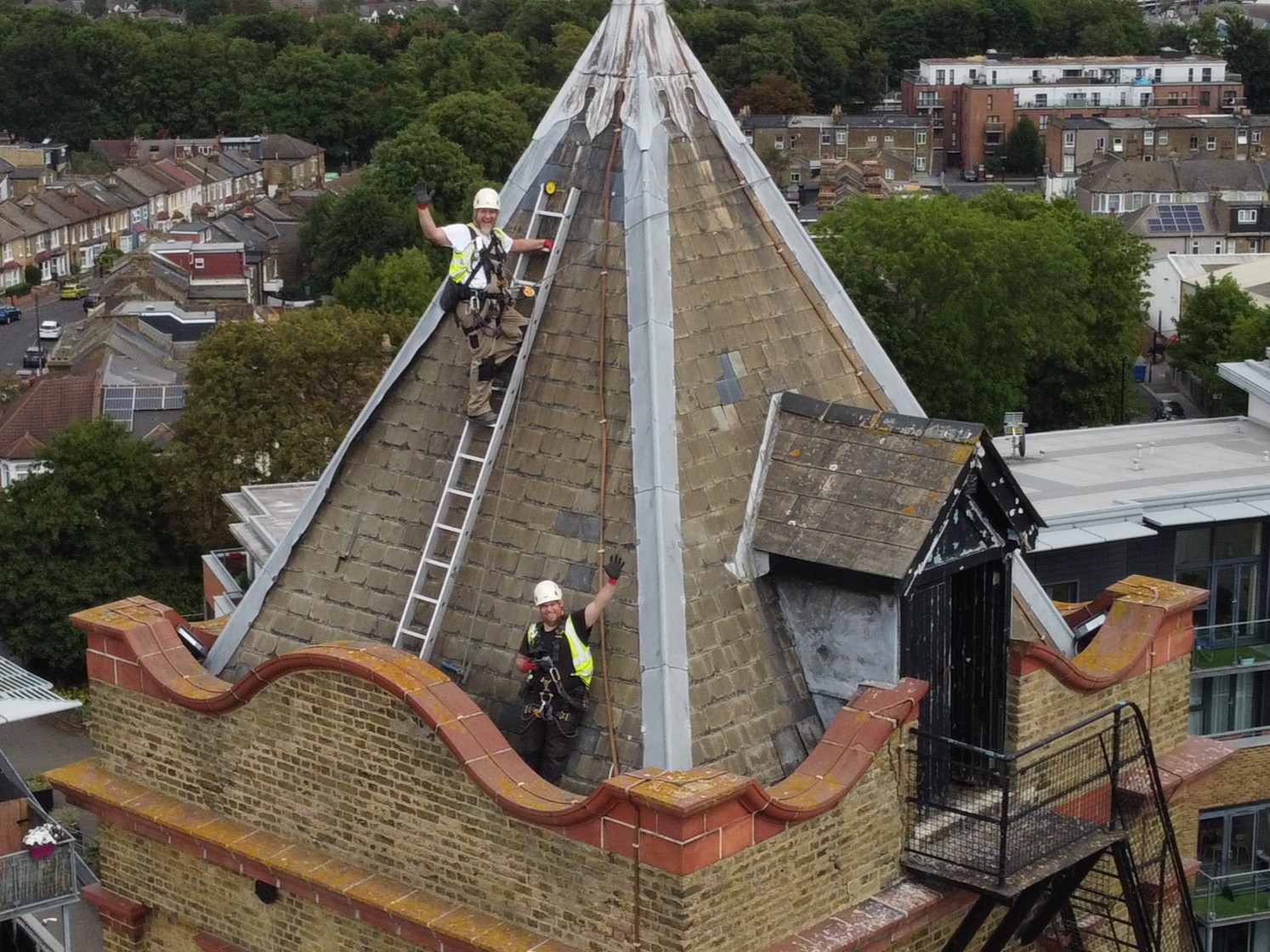 exterior building repairs without scaffolding